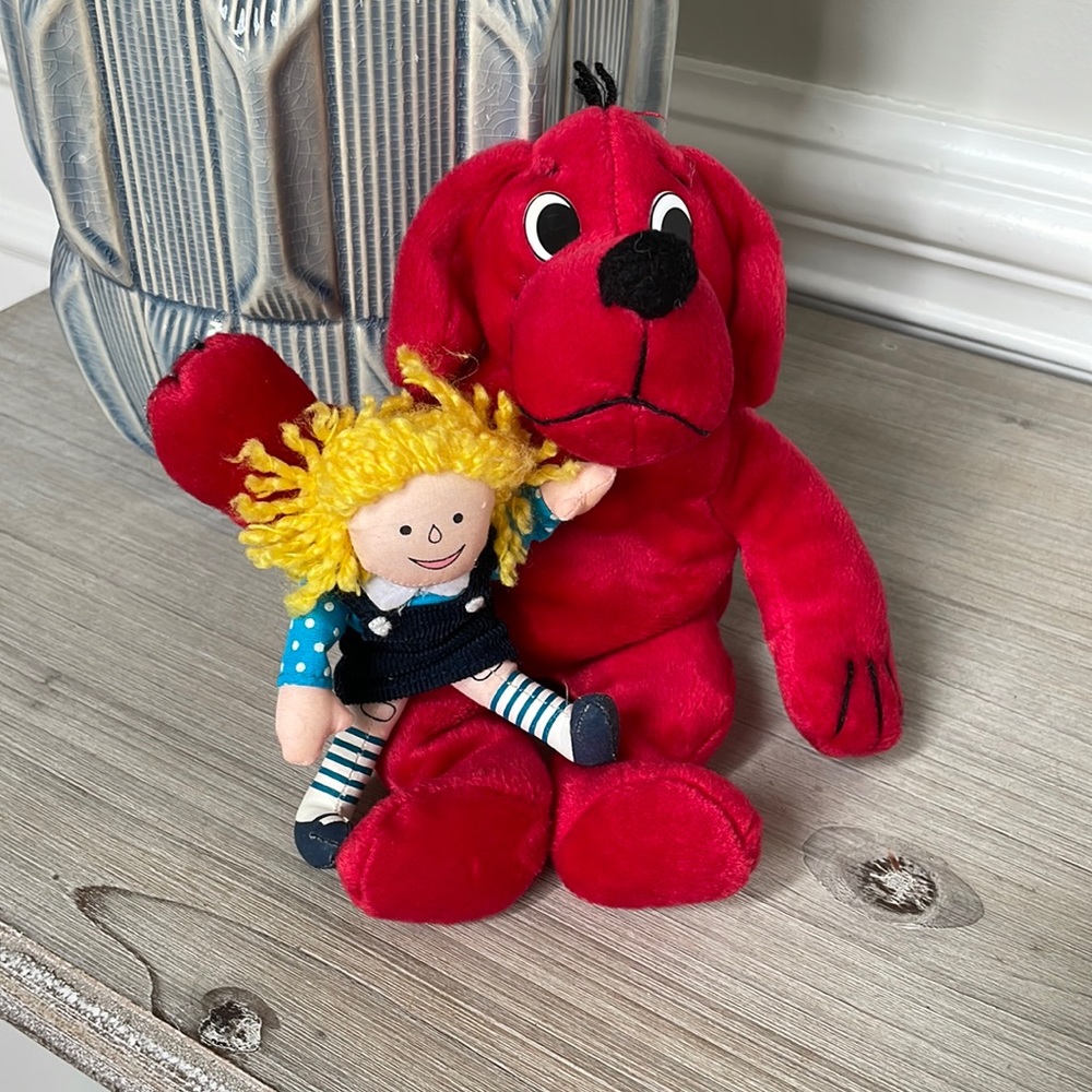 Clifford and Emily Elizabeth beanbag plush